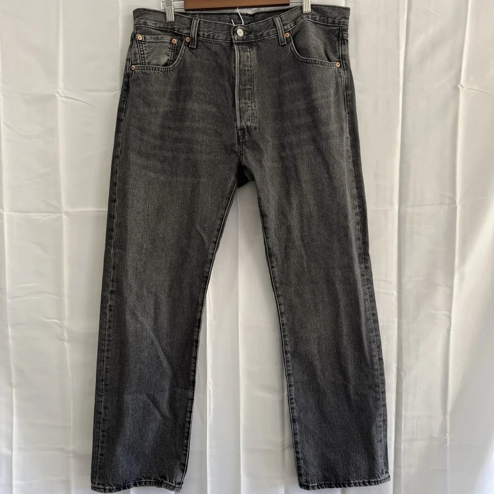 Levis 501 Relaxed Button Fly Denim Jeans Mens‎ 38x32 Fit 38x31 Black Red Tab